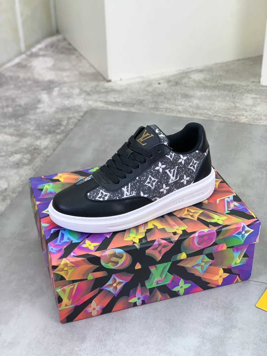 Men's men's shoes💰P520💰[New model]🆘High quality cowhide [Louis Vuitton]LV official website latest model🎁casual and fashionable men's shoes👟hot style💥simple and elegant style, exclusive for trendy men. Unique official website latest brand elements👑original decoration, fashionable and generous, the fabric is made of original denim➕comfortable and breathable mesh lining➕cow leather feet ✅The official website specifies wear-resistant casual outsole, the classic model is taken in real life🎬Color: 5⃣️colors available😍Number of codes: 38-44 Full set of packaging